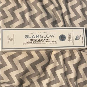Cream to foam cleanser Glamglow